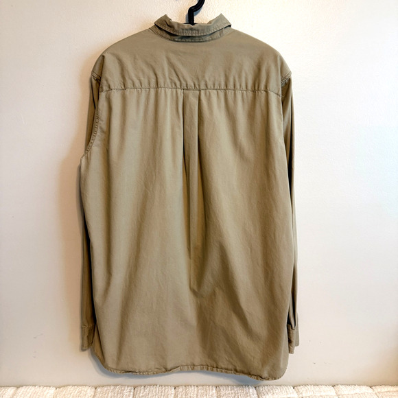 Eddie Bauer Men's Button Down Beige Long Sleeve Shirt Size Large Casual Staple - Picture 2 of 11